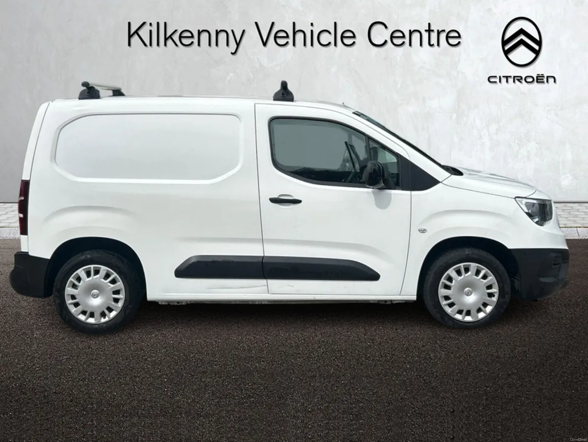 Opel Combo L1H1-1.5 100PS DIESEL 6SPEED MANUAL MY2 - Image 2