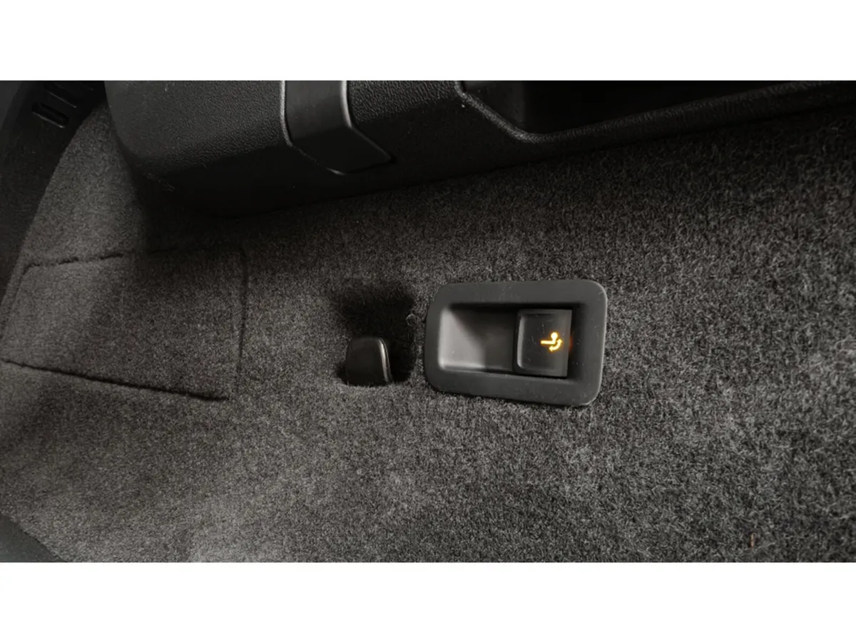 Skoda Kodiaq LOW MILEAGE - FACTORY FITTED TOWING S - Image 3