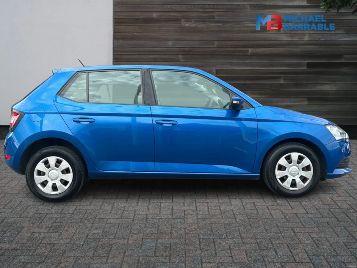 Skoda Fabia SKODA FABIA ACTIVE 1.0 MPI 75HP 4DR - Image 4