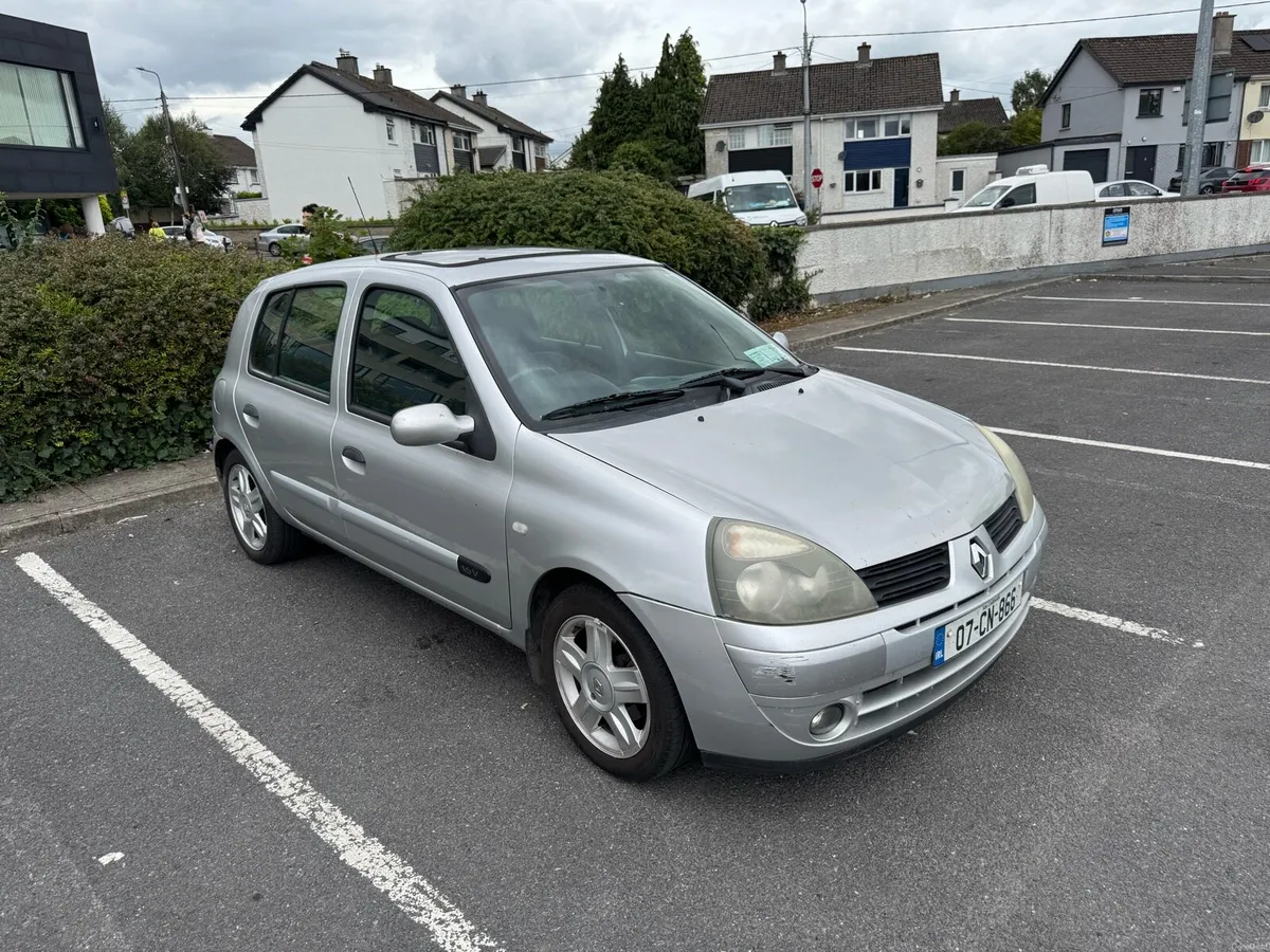 Renault Clio - Image 2