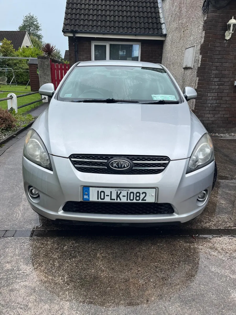 Kia Pro'ceed 2010 Silver - Image 4