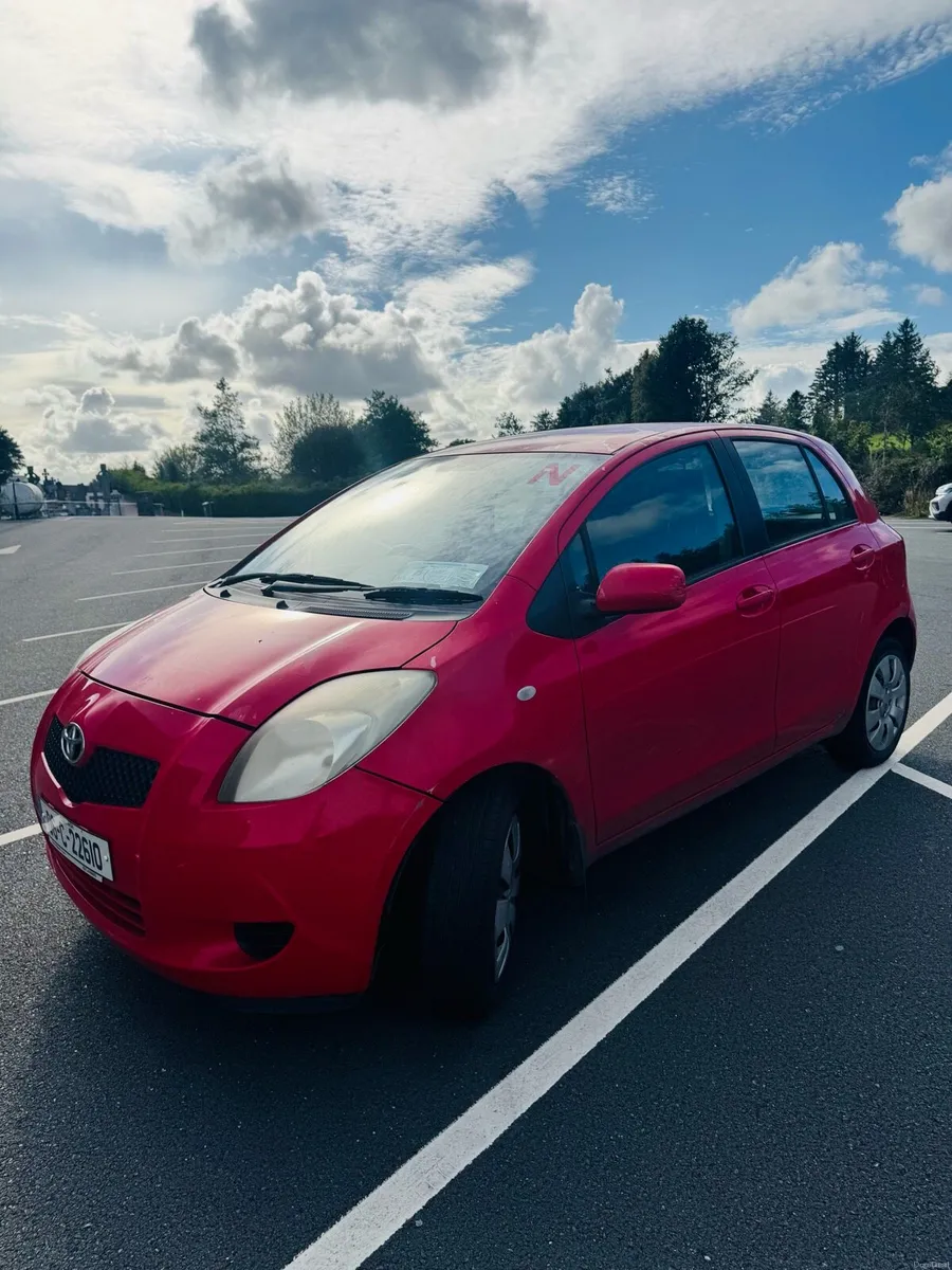 Toyota yaris 1.0L petrol - Image 2