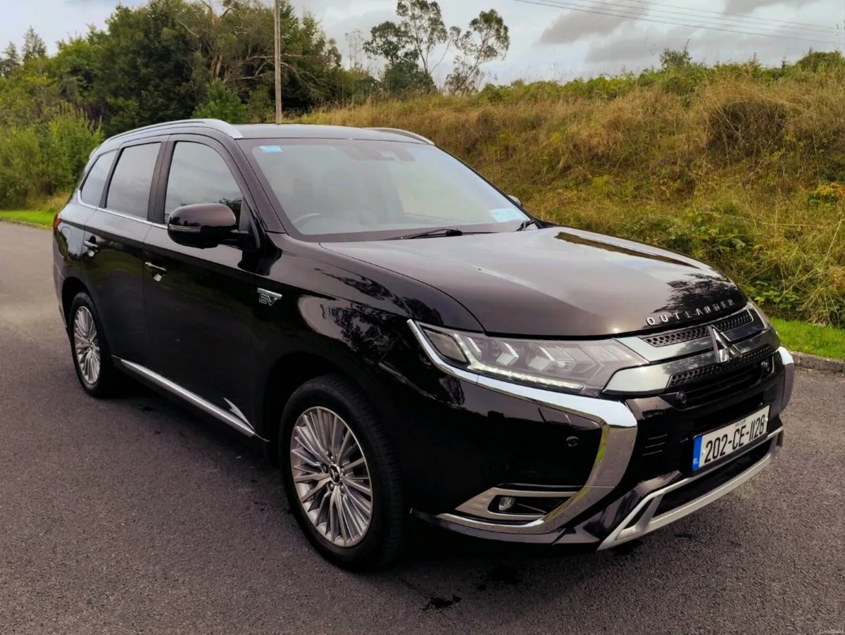 Mitsubishi Outlander 2.4 PHEV *TOP SPEC* - Image 6