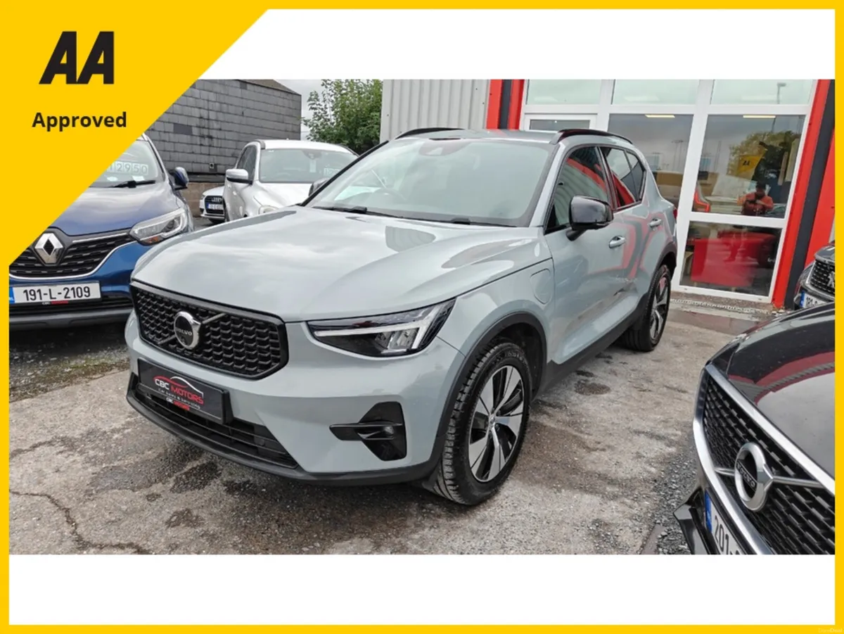Volvo XC40 2023 T4 Plus Vapour Grey - Image 5