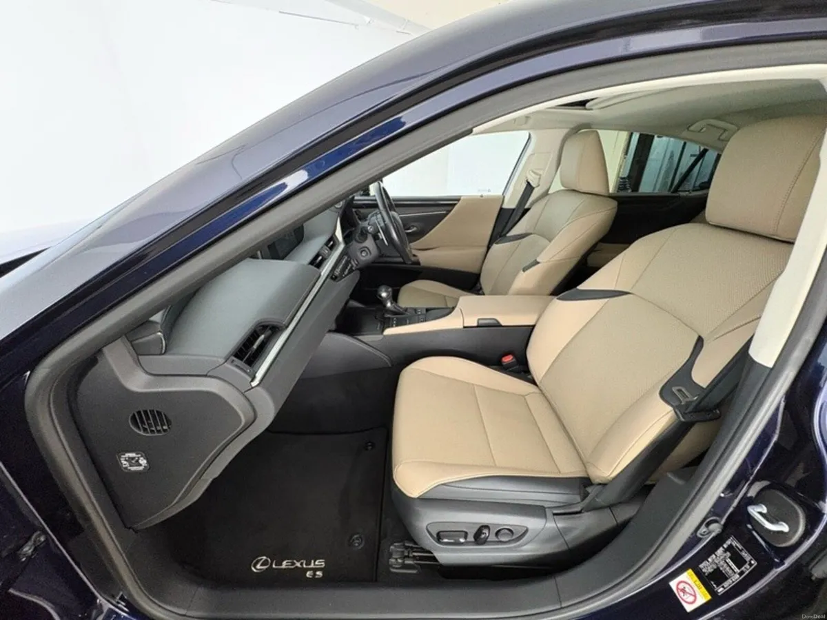 Lexus ES Executive - Image 6