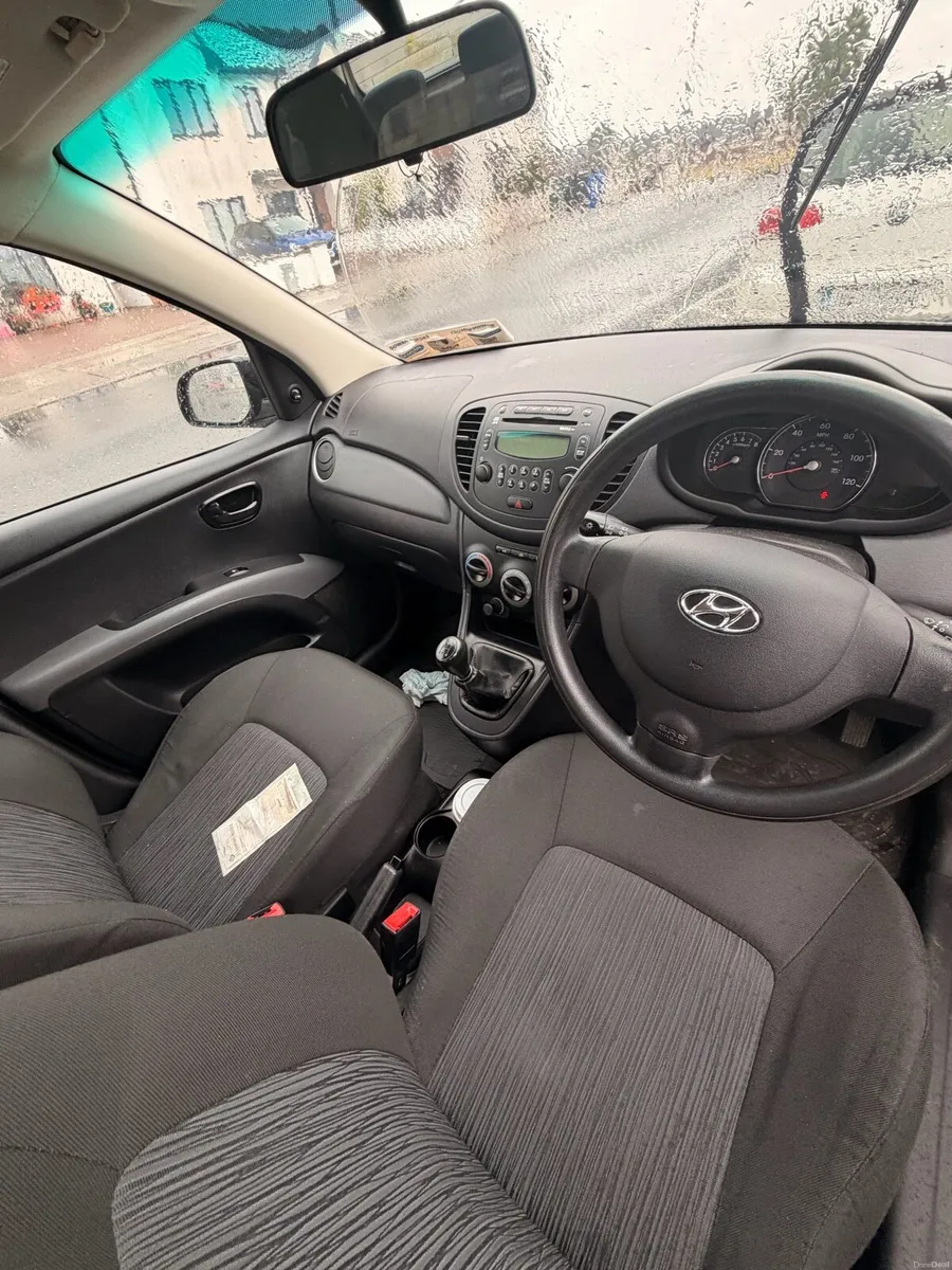 Hyundai i20 2013-only 79,000km excellent condition - Image 4
