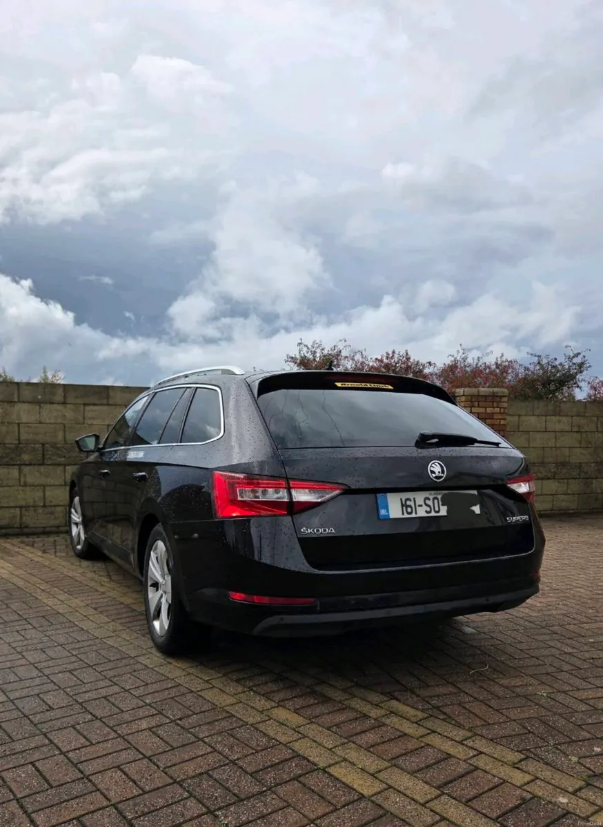 Skoda superb estate - Image 5