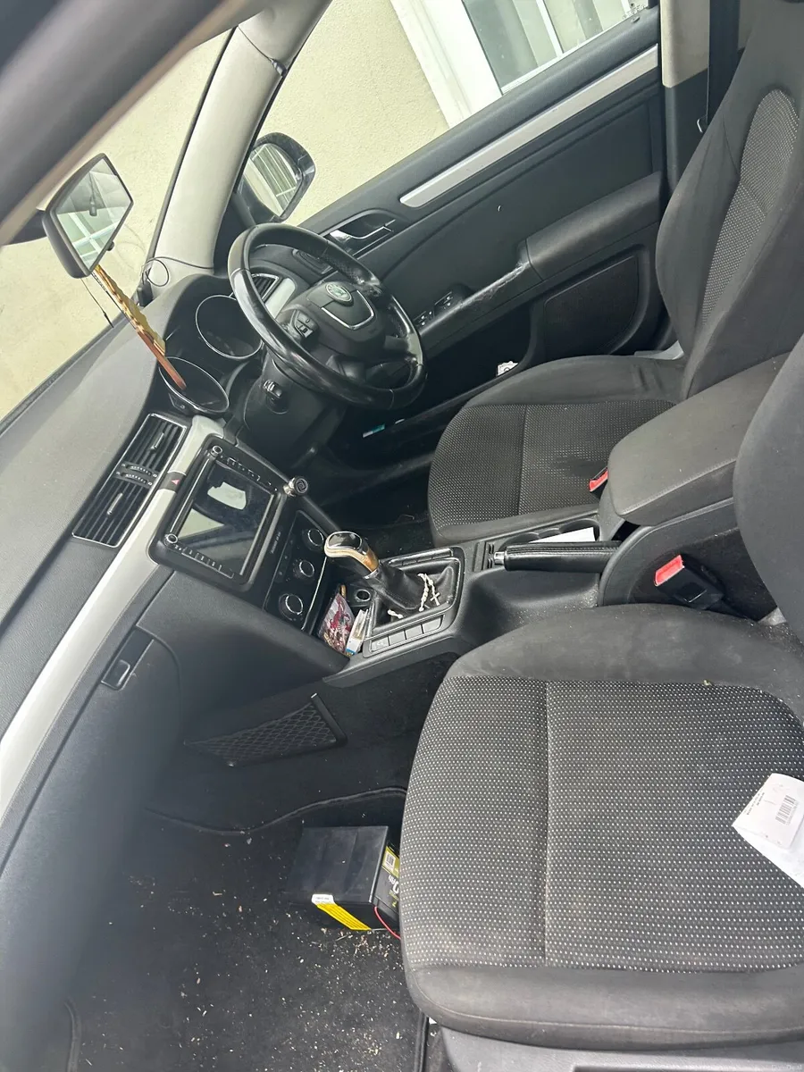 2010 Skoda Superb diesel Nct to May 2027 - Image 2