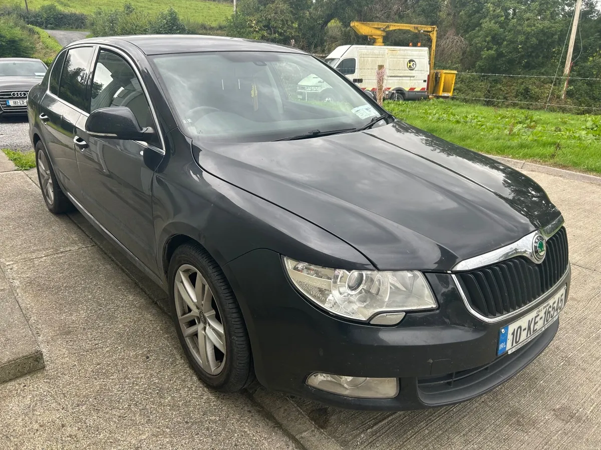 2010 Skoda Superb diesel Nct to May 2027 - Image 5