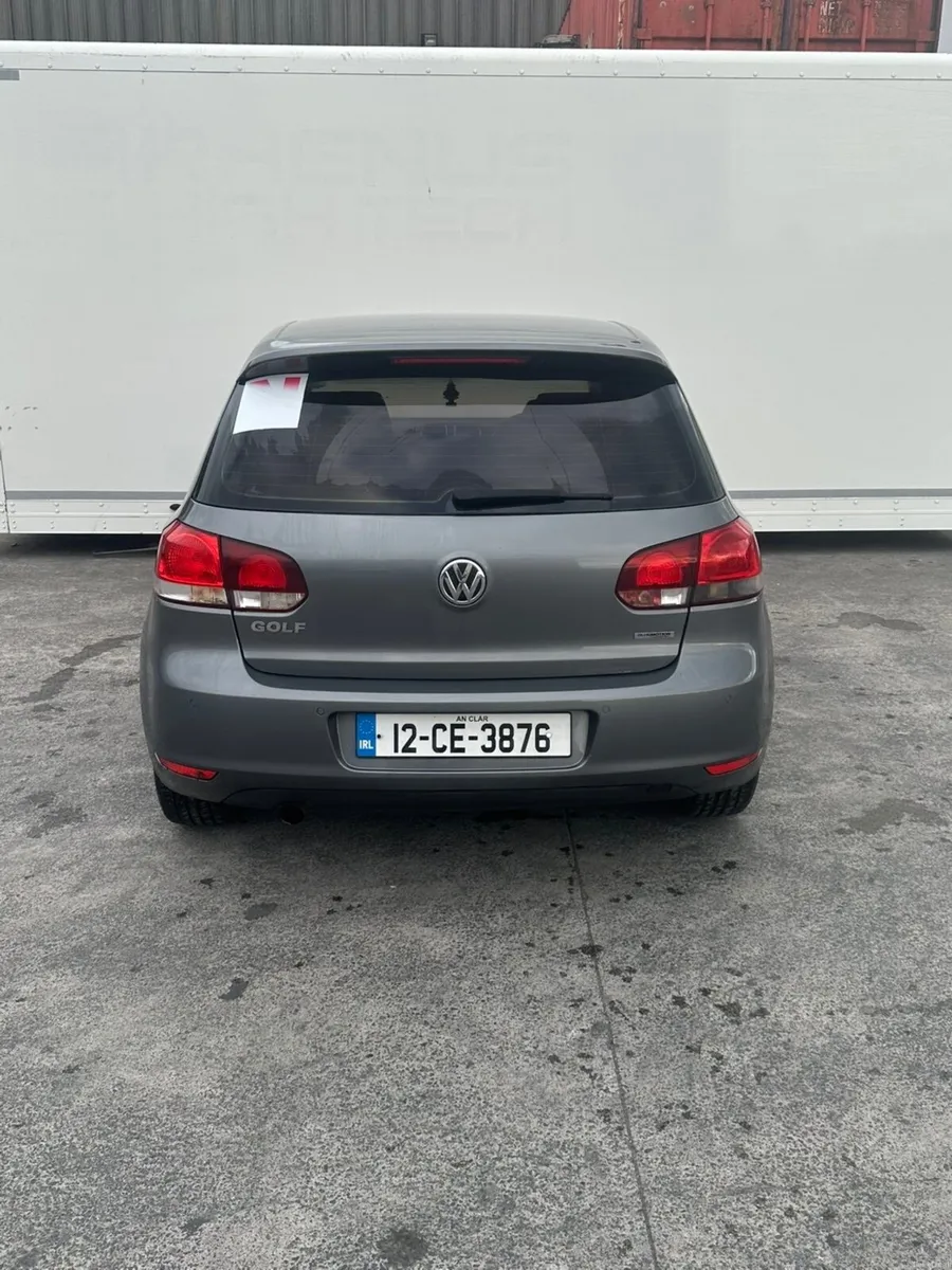 Volkswagen Golf 2012 - Image 2