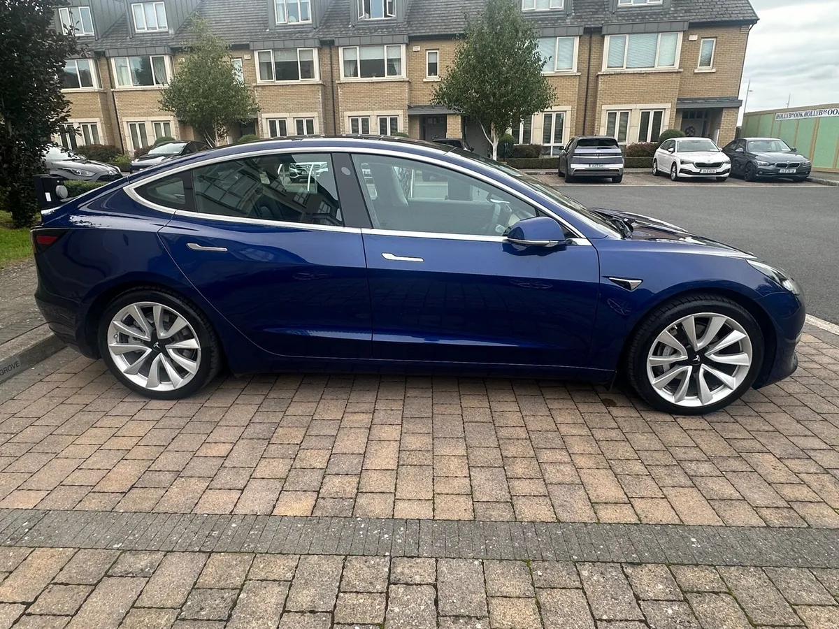 Tesla Model 3 Long Range 62k km Acceleration Boost - Image 2