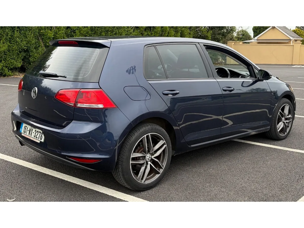 Volkswagen Golf 1.6 TDI MATCH BLUEMOTION 105PS 5 5 - Image 3