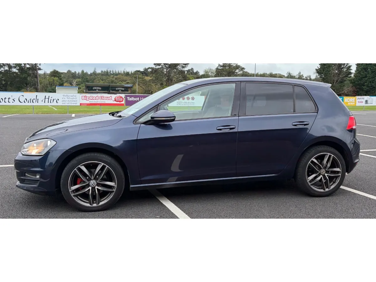 Volkswagen Golf 1.6 TDI MATCH BLUEMOTION 105PS 5 5 - Image 5