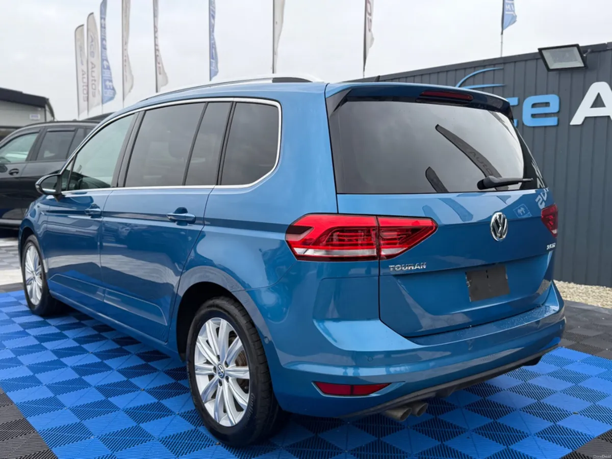 Volkswagen Touran HIGHLINE - 2.0L DIESEL - 7 SEATS - Image 5