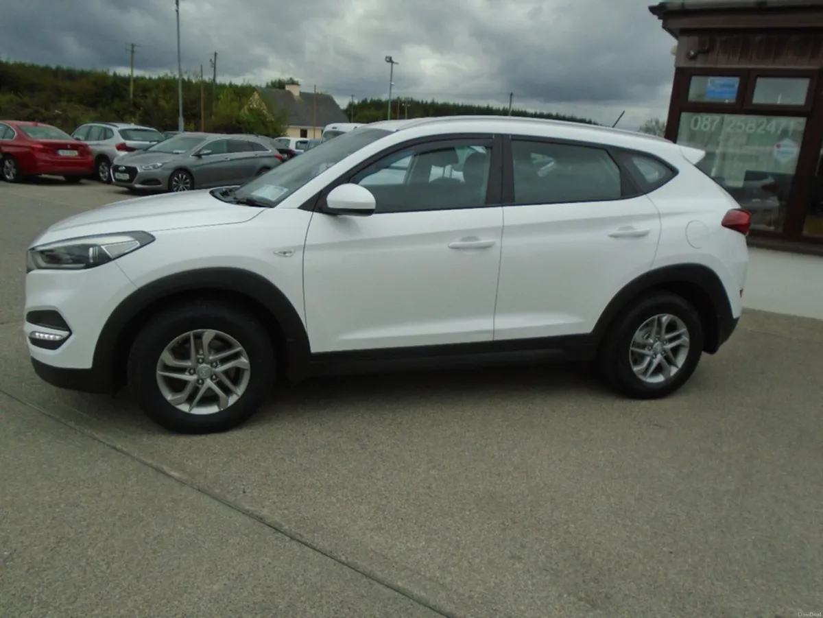 Hyundai Tucson COMFORT 5DR - Image 5