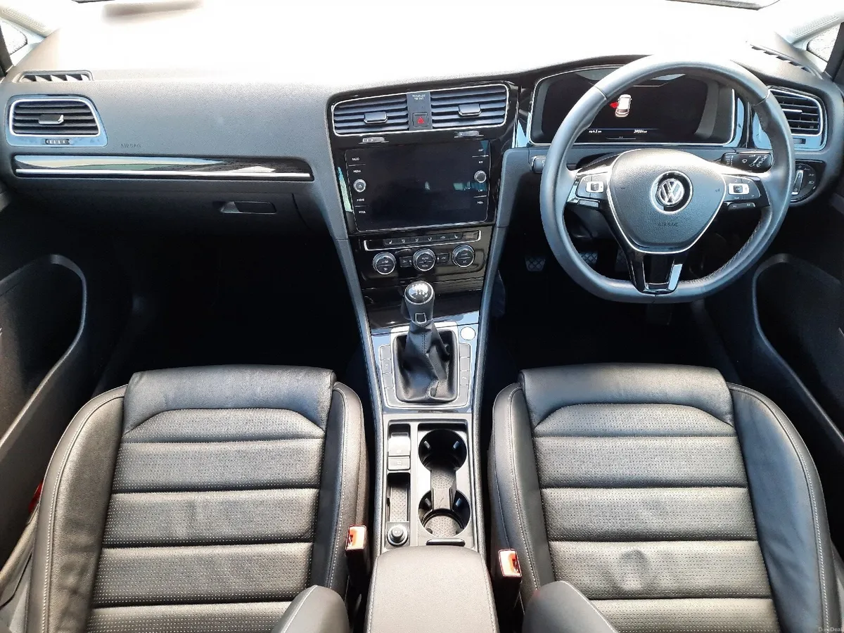 Volkswagen Golf 2020 - Image 2