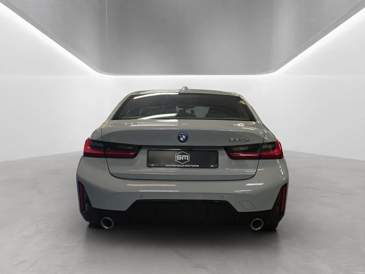 2023 BMW 330E M-SPORT AUTO. - Image 5