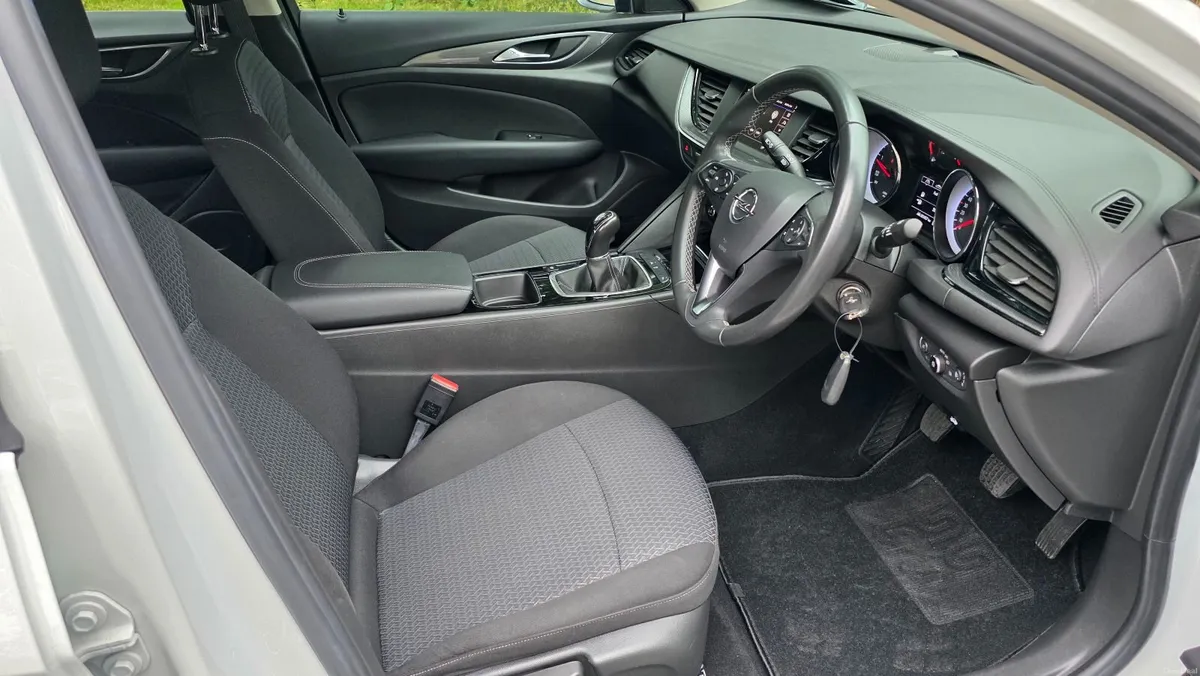 Opel Insignia 2021 - Image 6