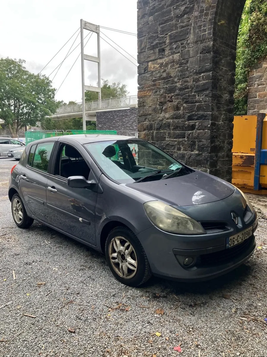 Renault Clio 2006 - Image 2