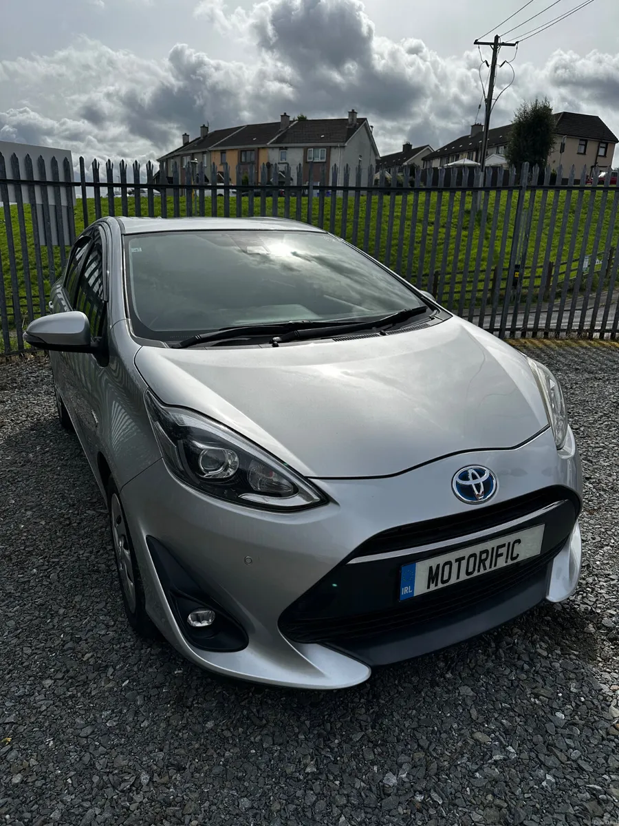 Toyota Aqua 2019 | low miles | warranty - Image 3