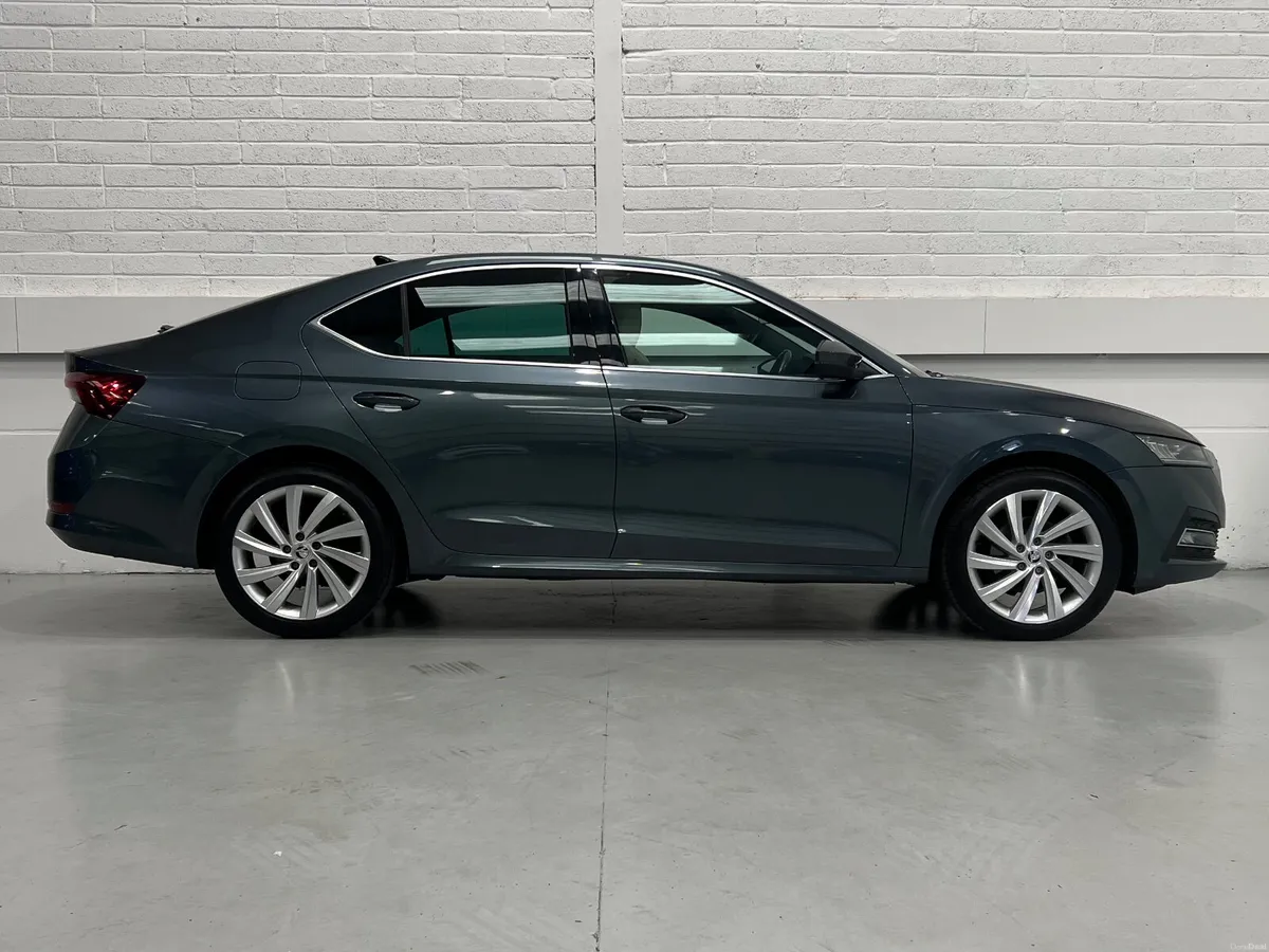 Skoda Octavia Style 2.0TDI 150bhp 5dr Auto - Image 5