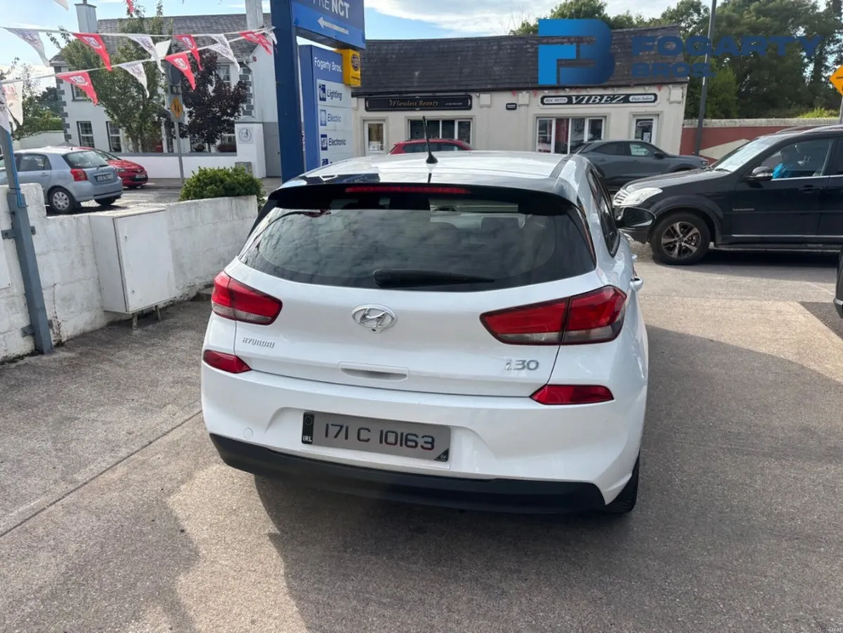 Hyundai i30 2017, I 30 DELUXE 5DR - Image 6
