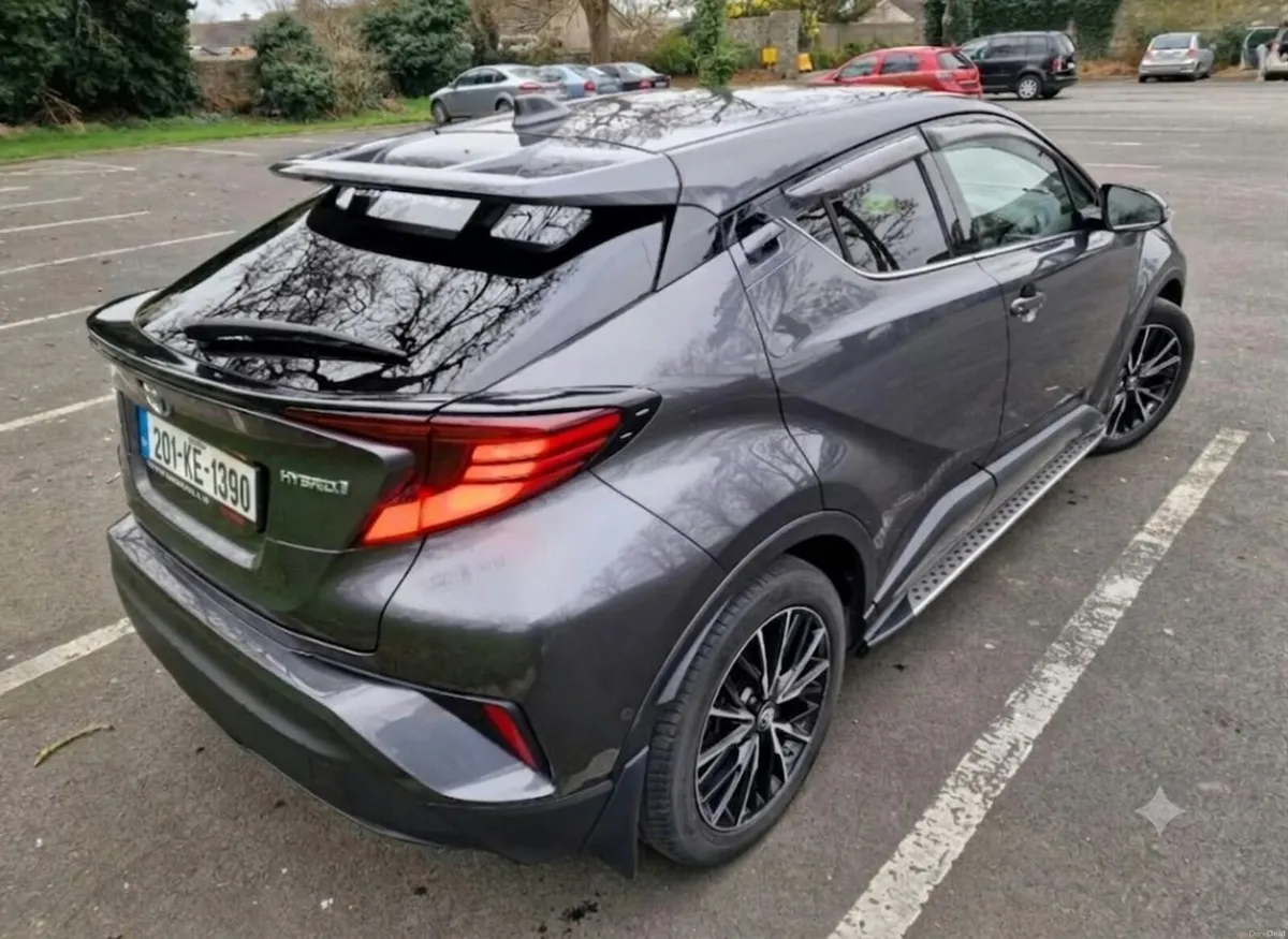 Toyota C-HR SOL  2020 - Image 2