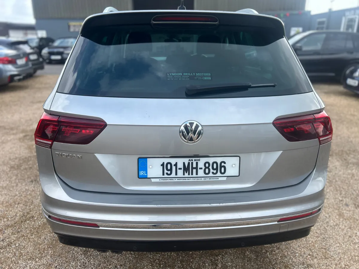 Volkswagen Tiguan R LINE - Image 6