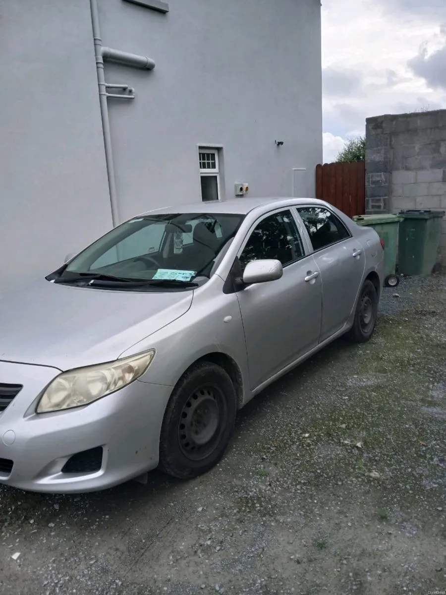 09 corolla - Image 4