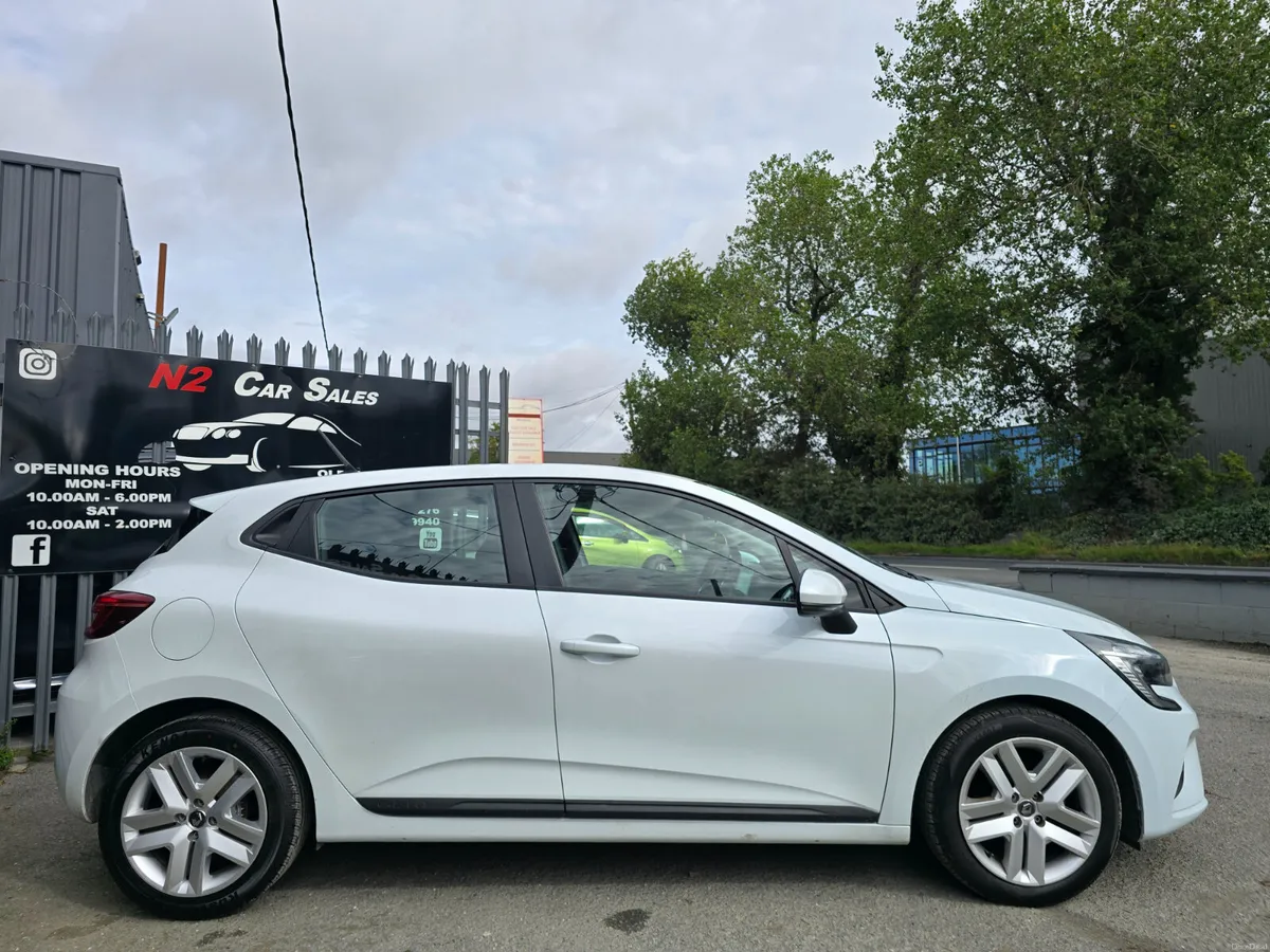 221 Renault Clio 1.0 Petrol, LOW MILES, NEW NCT - Image 3