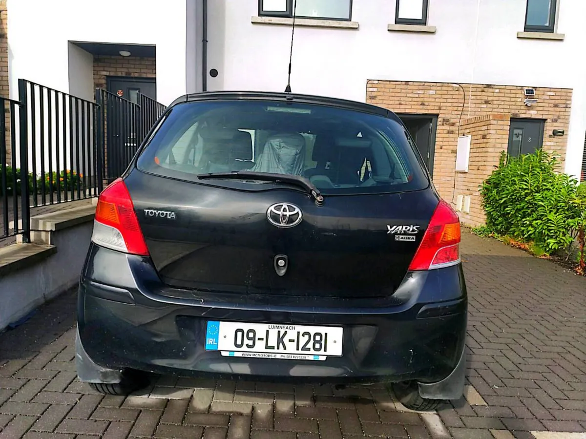 Toyota Yaris for sale - Image 1