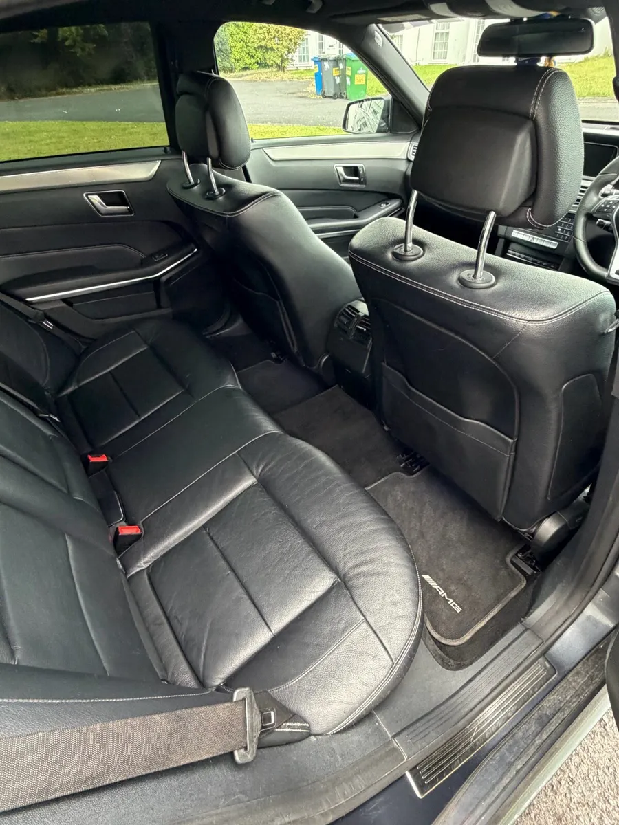 Mercedes Benz E250 - Image 3