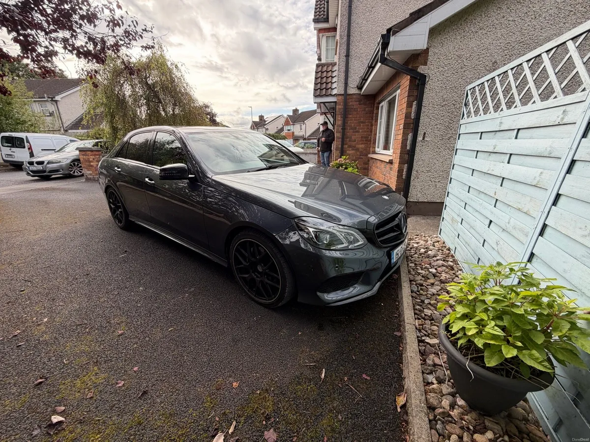 Mercedes Benz E250 - Image 6