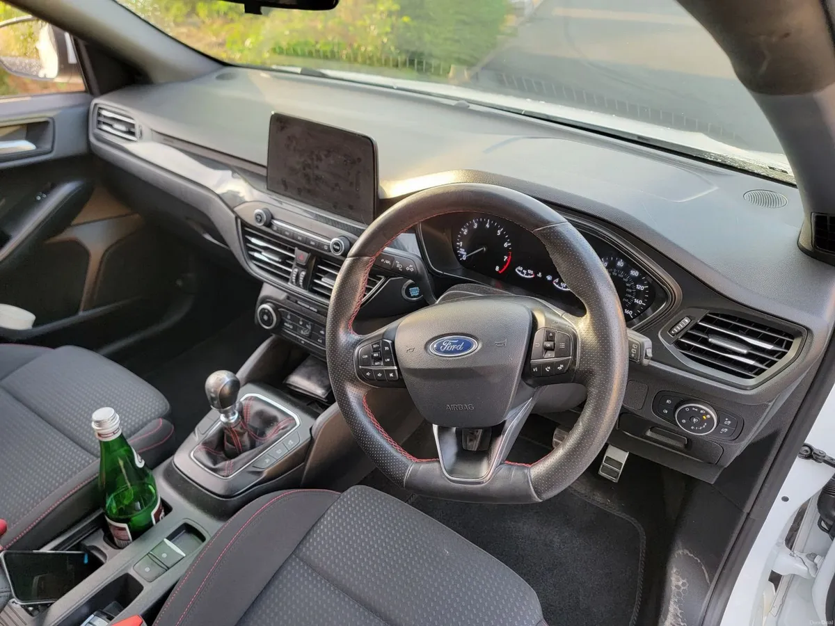 Ford Focus 2019 st line - Image 3