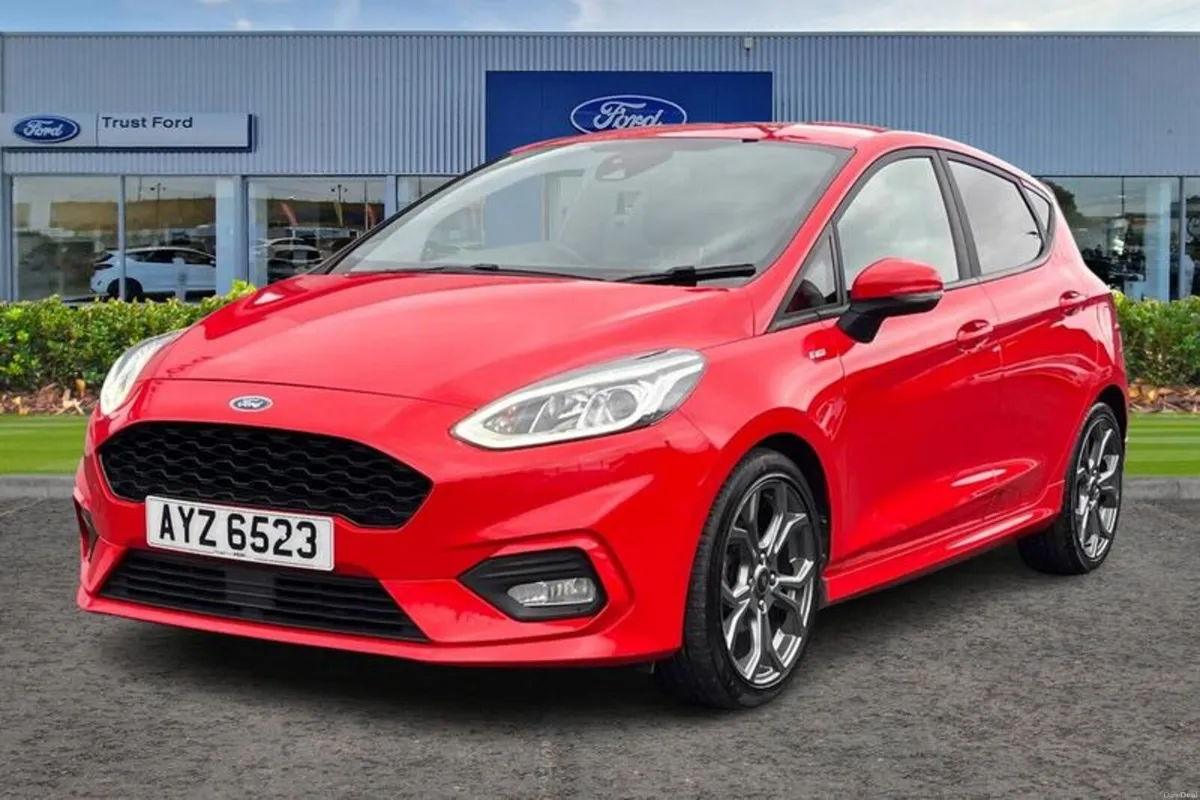 Ford Fiesta 1.0 EcoBoost Hybrid mHEV 125 ST-Line E - Image 5