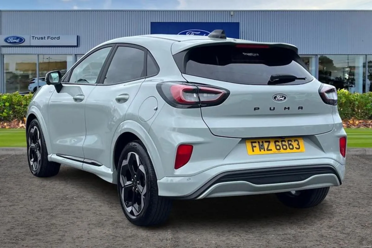 Ford Puma 1.0 EcoBoost Hybrid mHEV ST-Line X 5dr D - Image 2