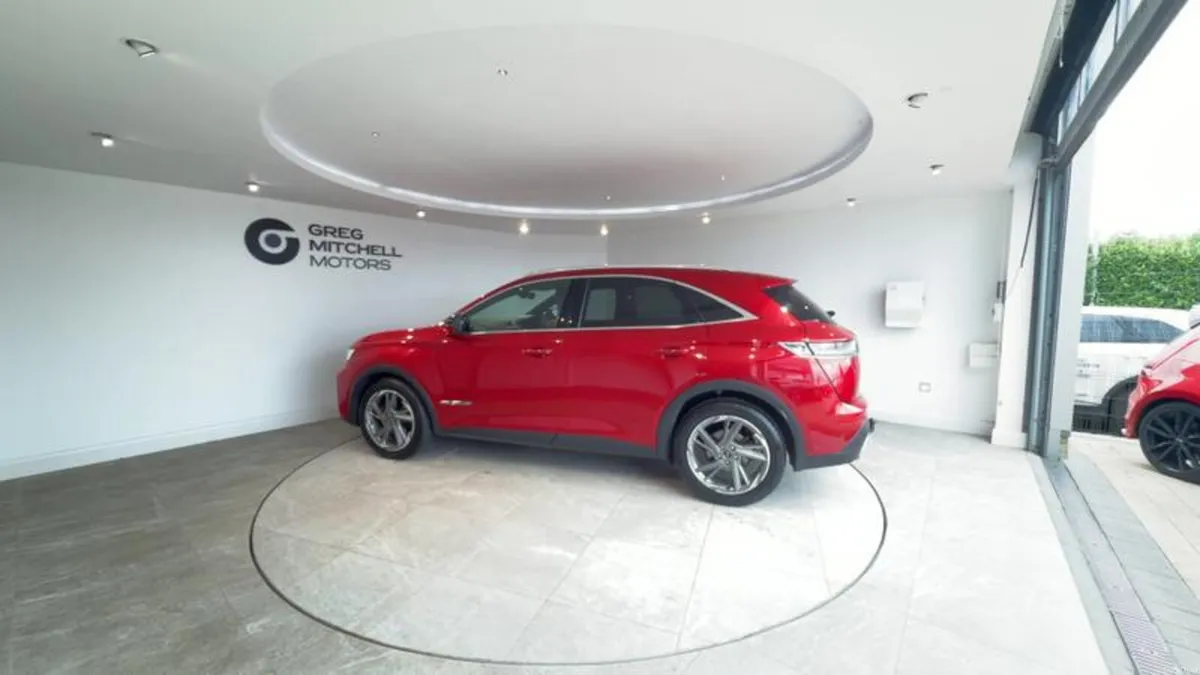 DS Automobiles DS 7 1.6 PureTech Prestige 5dr EAT8 - Image 2