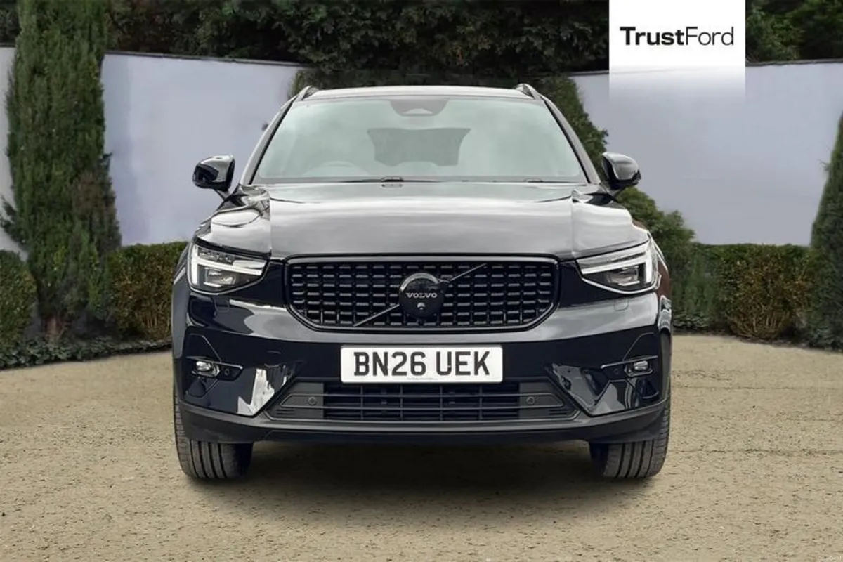 Volvo Other 2.0 B4P Plus Pro Black Edition 5dr Aut - Image 6