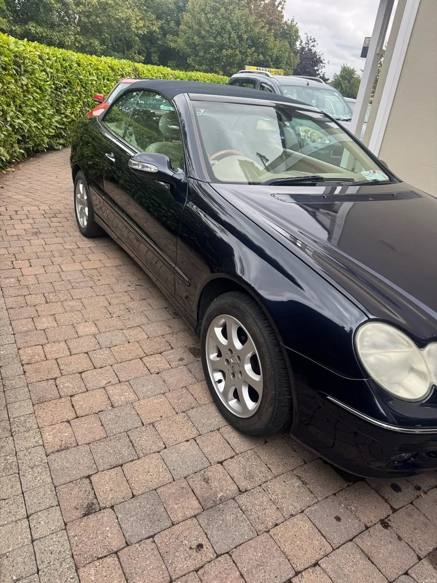 Mercedes CLK200 Convertible - Image 3