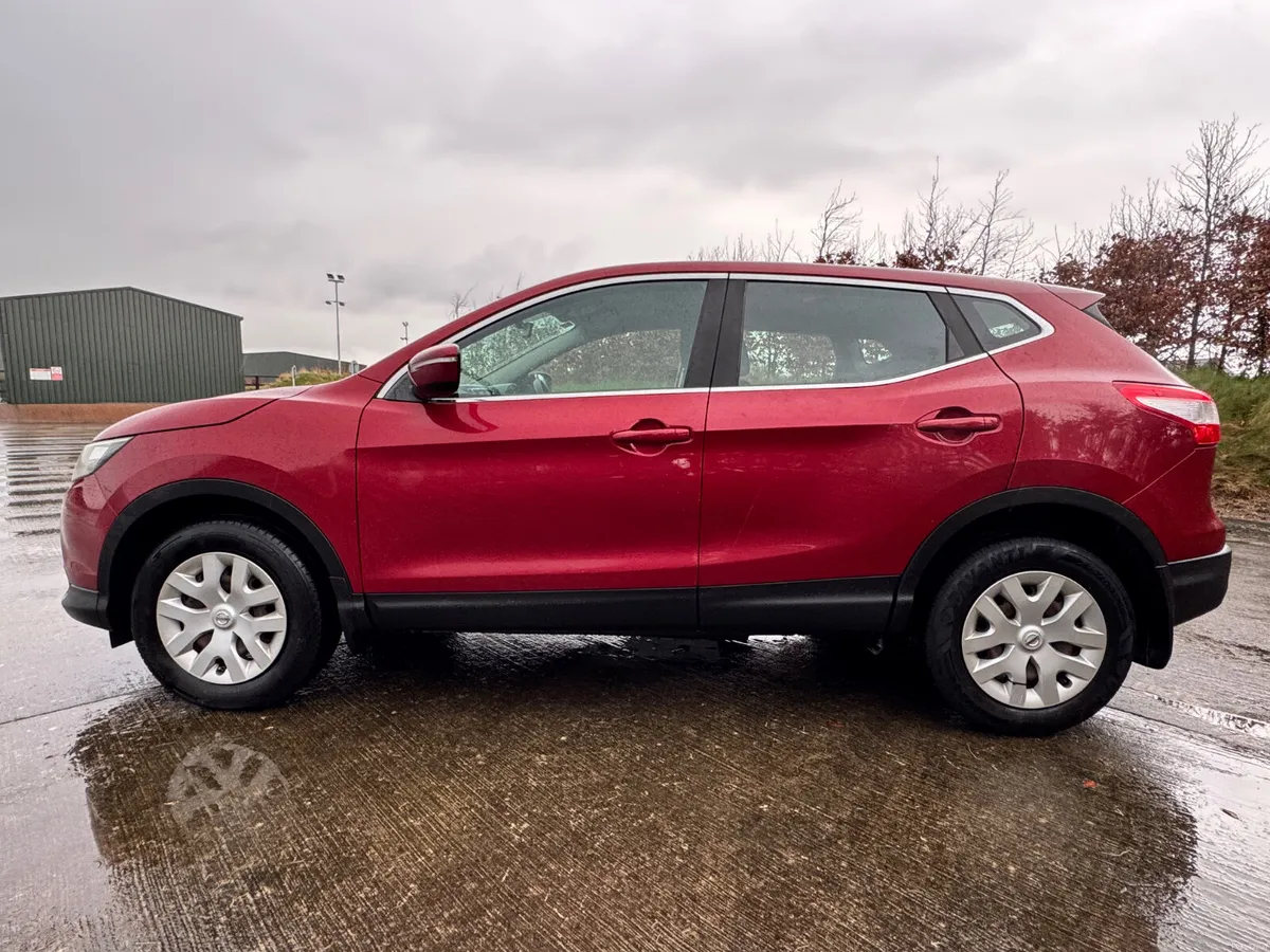 Nissan Qashqai 2014 Excellent condition and NCT - Image 4