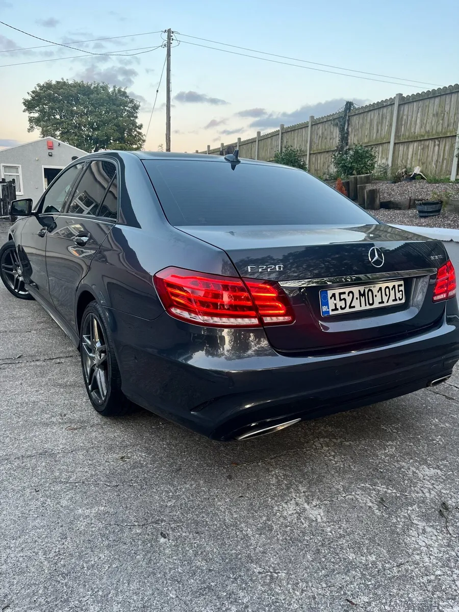 Mercedes Benz E220 AMG nightline edition - Image 3