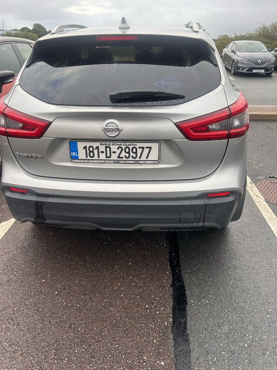 Nissan qashqai sv 1.2 pet - Image 2