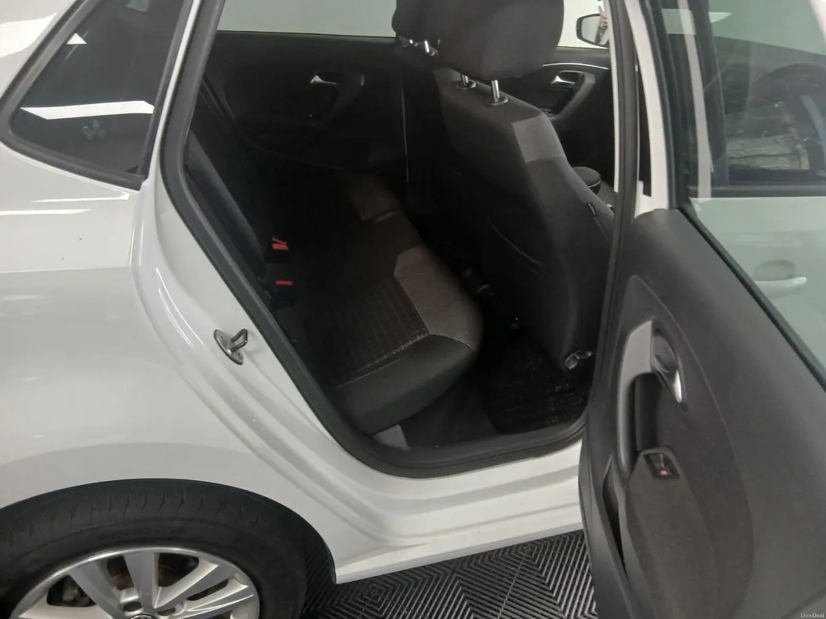 Volkswagen Polo 1.2 Petrol Automatic - Image 6