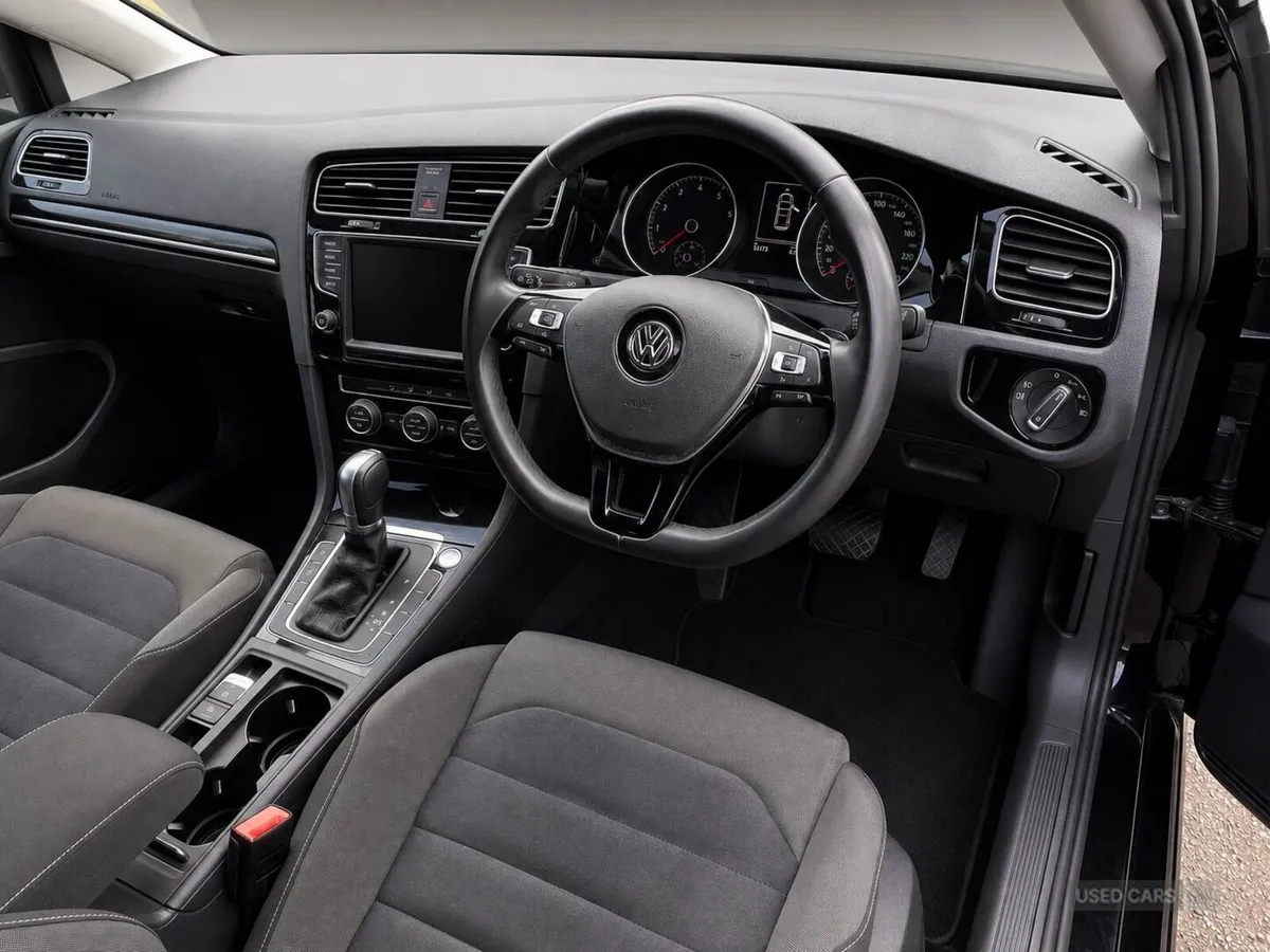 Volkswagen Golf 1.4 TSI BlueMotion Tech Match Edit - Image 5