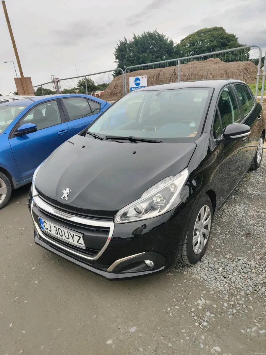 LHD Peugeot 208 - Image 6