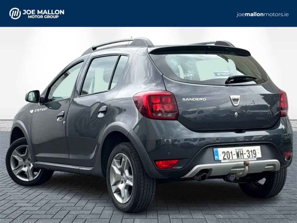 Dacia Sandero Stepway TCe 90 STEPWAY Signature - Image 2