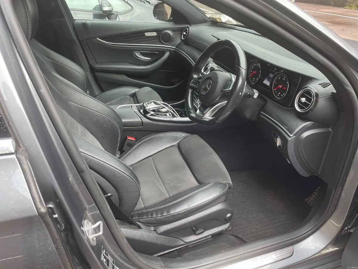 Mercedes-Benz E-Class 2017 - Image 5