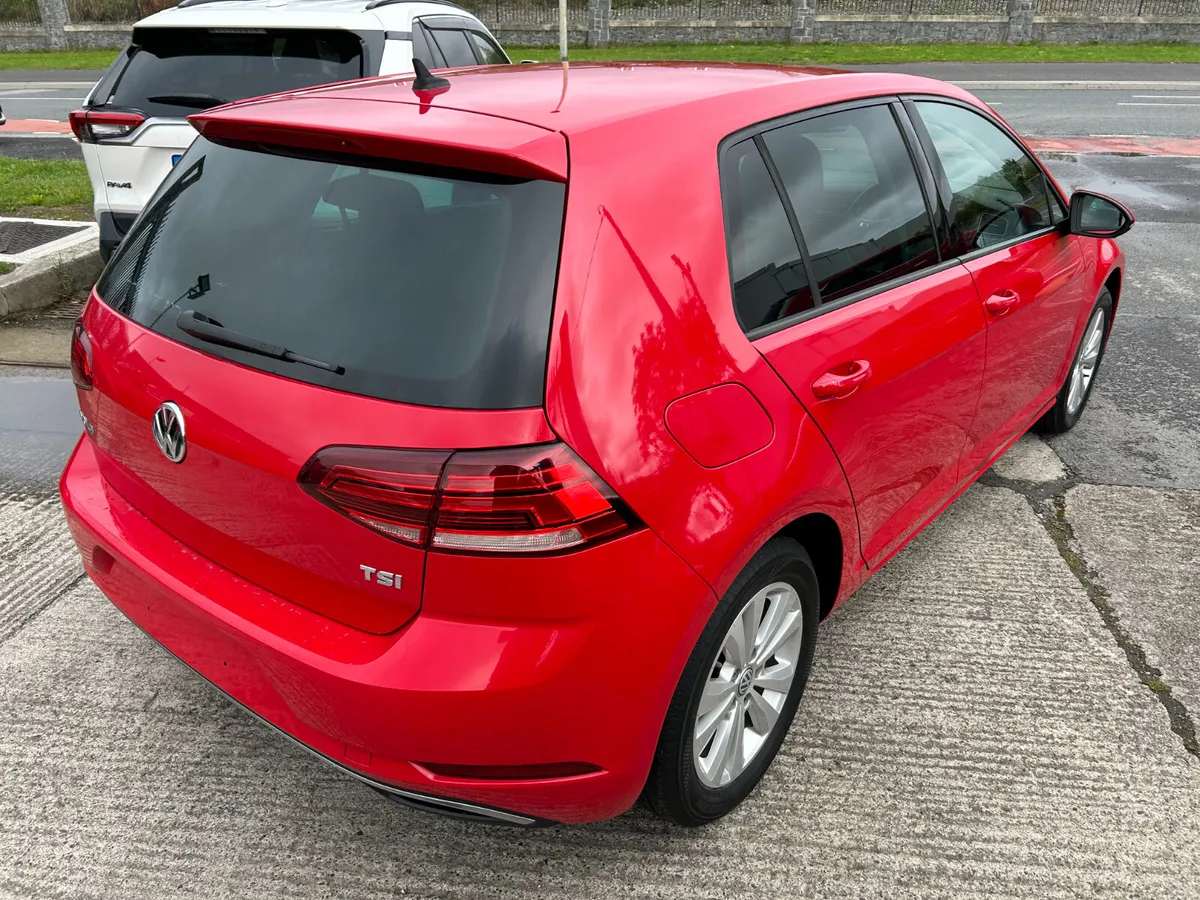 VOLKSWAGEN GOLF 2017, 1.2 TSI 5DR AUTO LOW KM - Image 5
