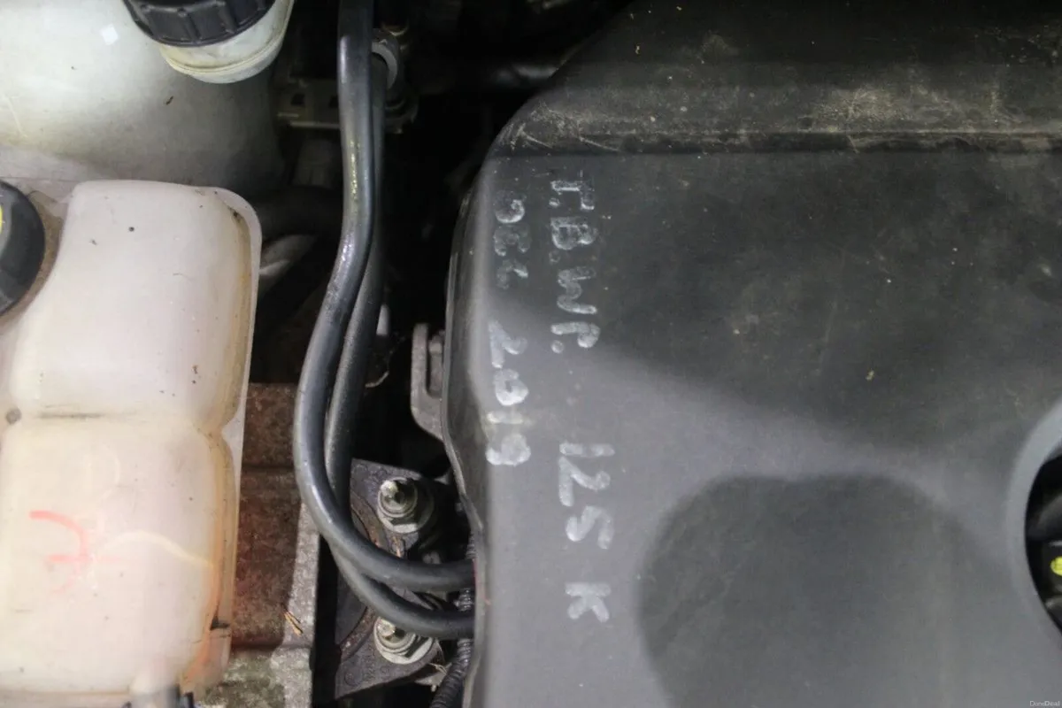 Ford Focus 1.6 TDCI 115 PS Zetec - TENDER 33 - Image 6