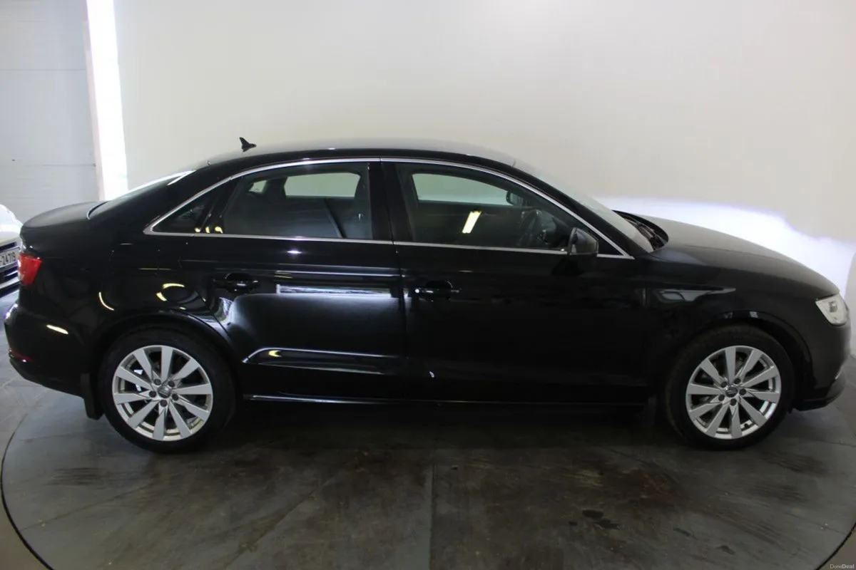 Audi A3 1.6TDI 116 SE - TENER 27 - Image 2